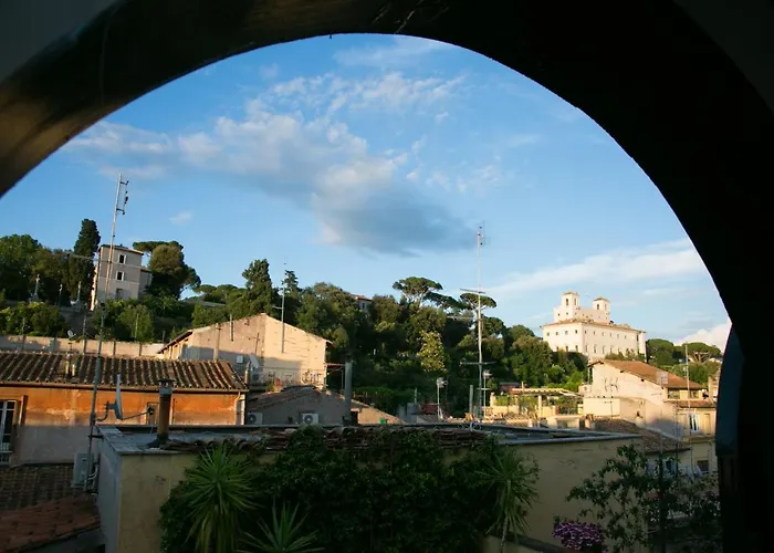 Your Prestigious Penthouse At The Spanish Steps Apartament