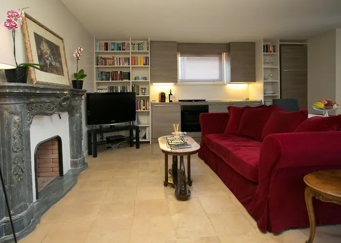 Apartament Your Prestigious Penthouse At The Spanish Steps Rzym