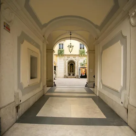 Your Prestigious Penthouse At The Spanish Steps