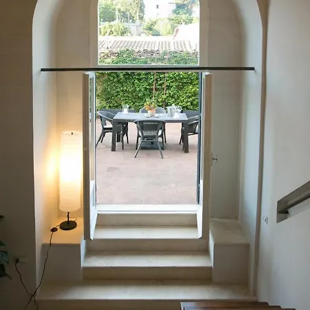 Your Prestigious Penthouse At The Spanish Steps