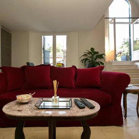 Your Prestigious Penthouse At The Spanish Steps Rom