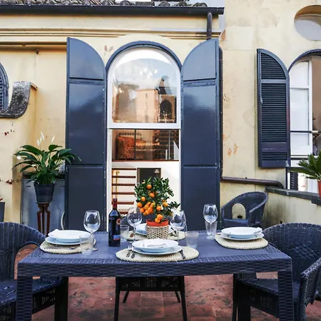 Your Prestigious Penthouse At The Spanish Steps 公寓 *