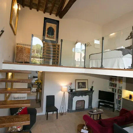 Your Prestigious Penthouse At The Spanish Steps Daire *